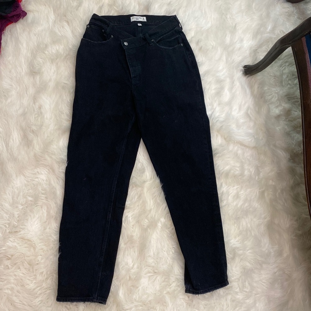 Size 29 Black Abercrombie & Fitch High Waisted 90s Jeans